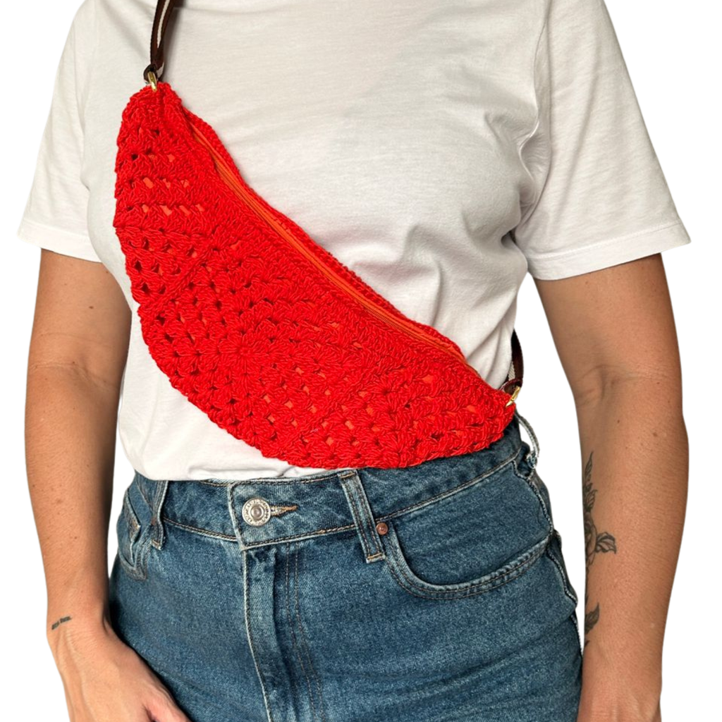 Bolsa de crochê artesanal vermelha