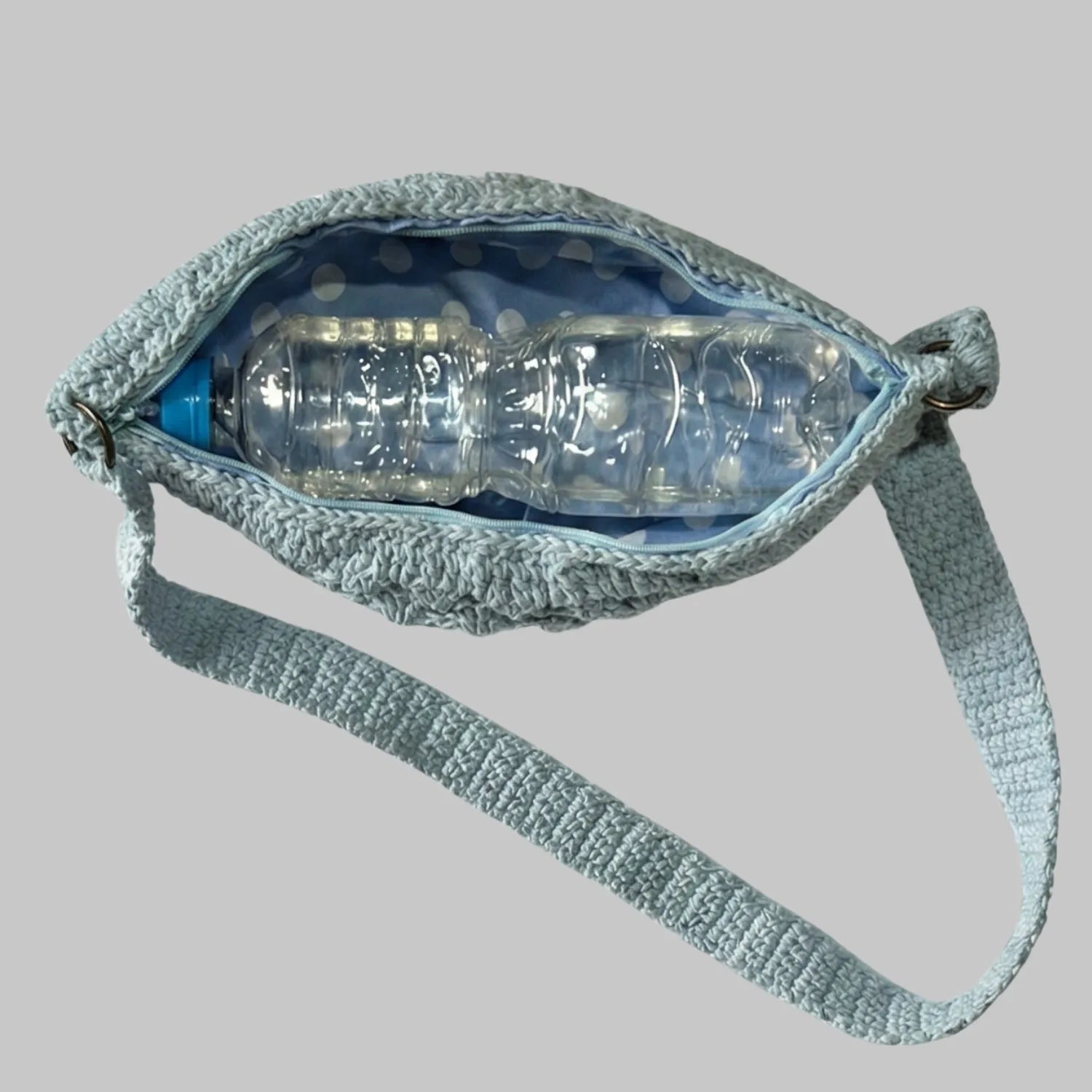 Pochete de Crochê Artesanal com Alça Trocável